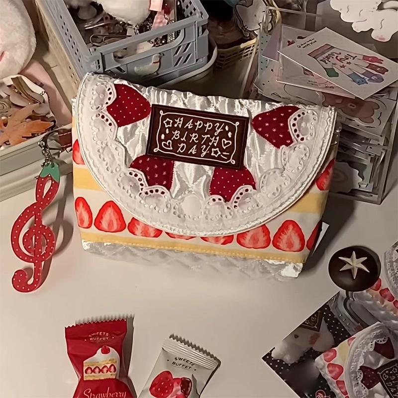 Luxury Bags Cute - 可愛いファッションパッチワークストロベリーハンドバッグ、ユニークなケーキバッグ、女性用高級トートバッグ、ギフト、誕生日、パーティーに最適
