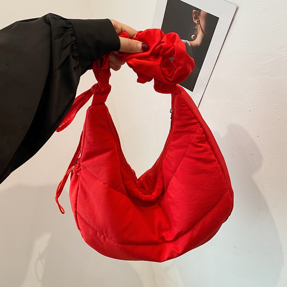 Luxury Bags Korea - クールなナイロンプリーツハンドバッグ韓国スタイルポータブルINSショルダーバッグ高級クロスボディバッグファッション脇の下バッグ女性