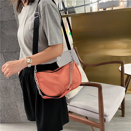 クロスボディバッグ女性カジュアルオールマッチショルダーバッグ - Luxury Bags Korea のレビューと価格