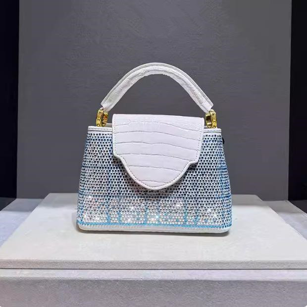 ヨーロッパとアメリカの高級ダイヤモンドがちりばめられたハンド - Luxury Bags Entry のレビューと価格