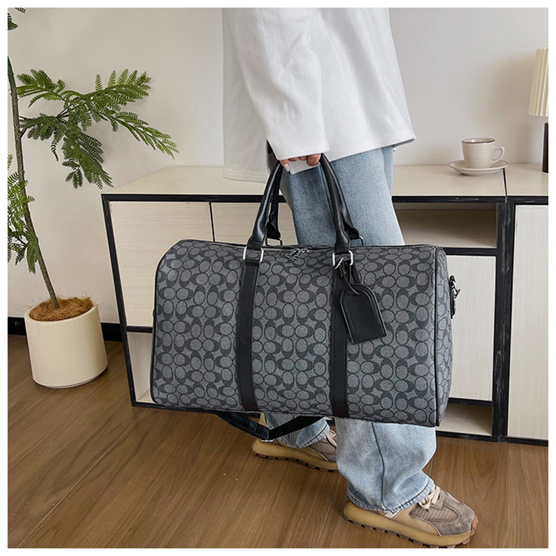 Pu レザージムバッグトラベルトートダッフル女性スポーツフィ - Weekender Bag Duffle のレビューと価格