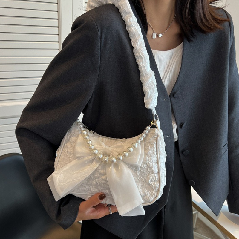 ホワイトフォールドパール女性バッグレトロ高級デザイナーハンド - Luxury Y2K Bags のレビューと価格