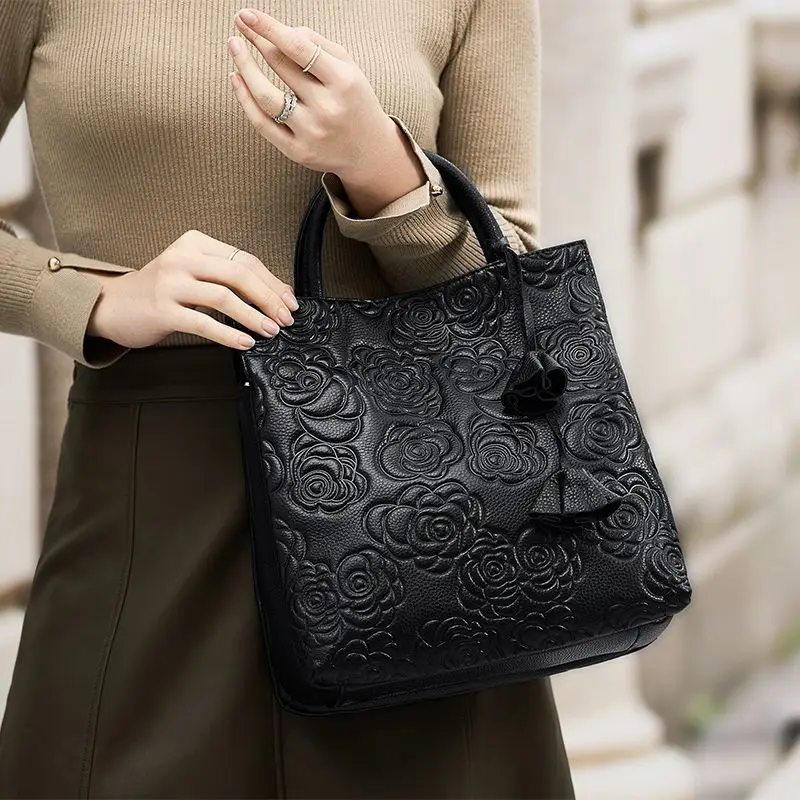 軽やかな高級感漂うエレガントなレトロ風レディース大容量花柄ハ - Luxury Bags Vegan Leather のレビューと価格