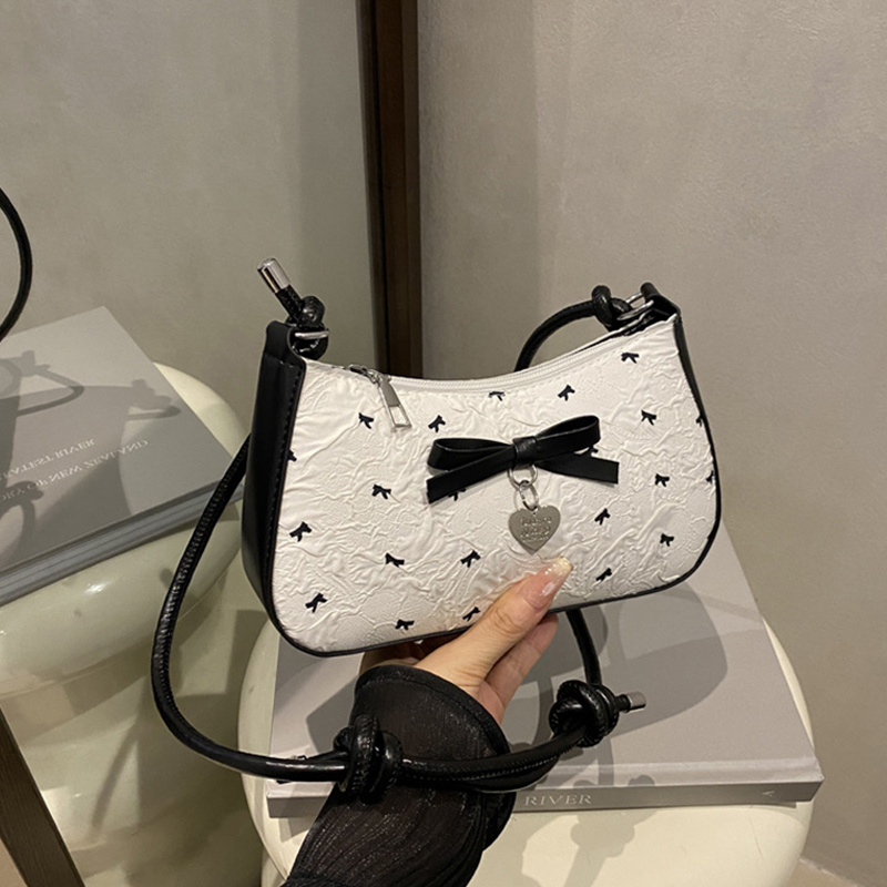 Y2k ピンクのリボン脇の下バッグ、女性用、新しいファッショ - Luxury Y2K Bags のレビューと価格