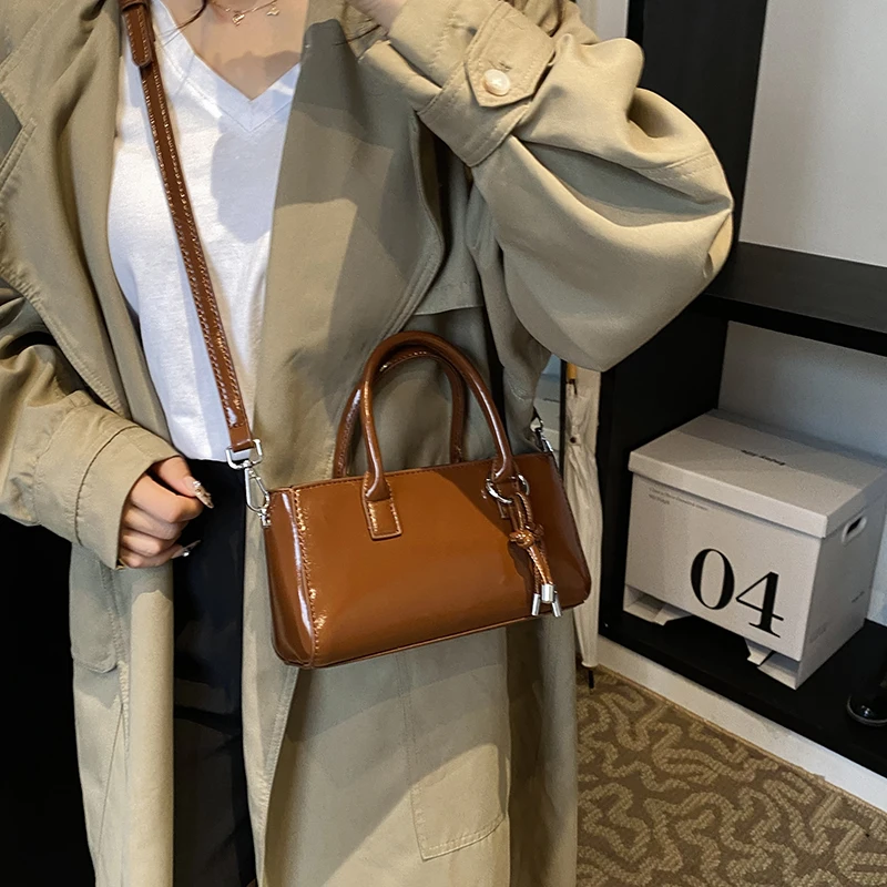女性用レザーショルダーバッグ,トップハンドル付きレディースハ - Luxury Y2K Bags のレビューと価格