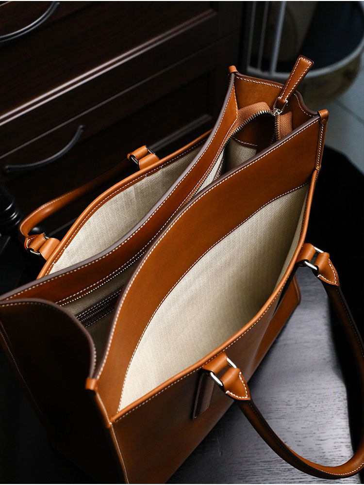 ブラウンの大容量トートバッグ レディース 2026年新作 高 - Luxury Bags 2026 のレビューと価格
