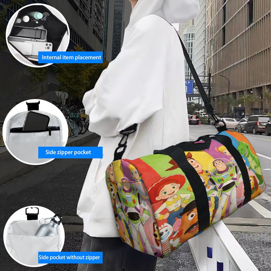 トイ・ストーリーキャラクターズ トラベルバッグ、持ち手付き大 - Weekender Bag Duffle のレビューと価格