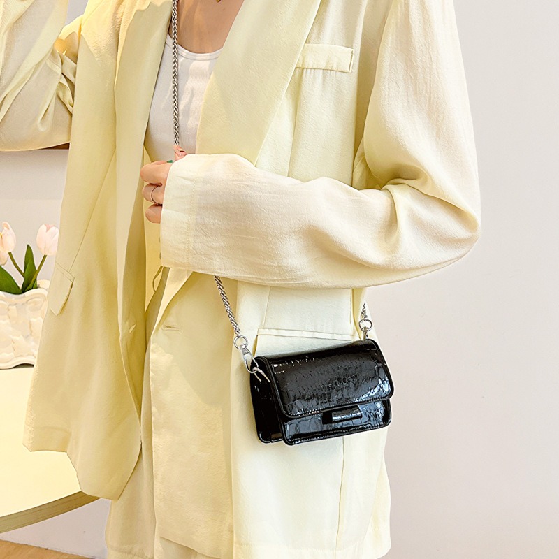 女性ヴィンテージチェーンシルバーシックなクロスボディバッグ高 - Luxury Bags Cute のレビューと価格