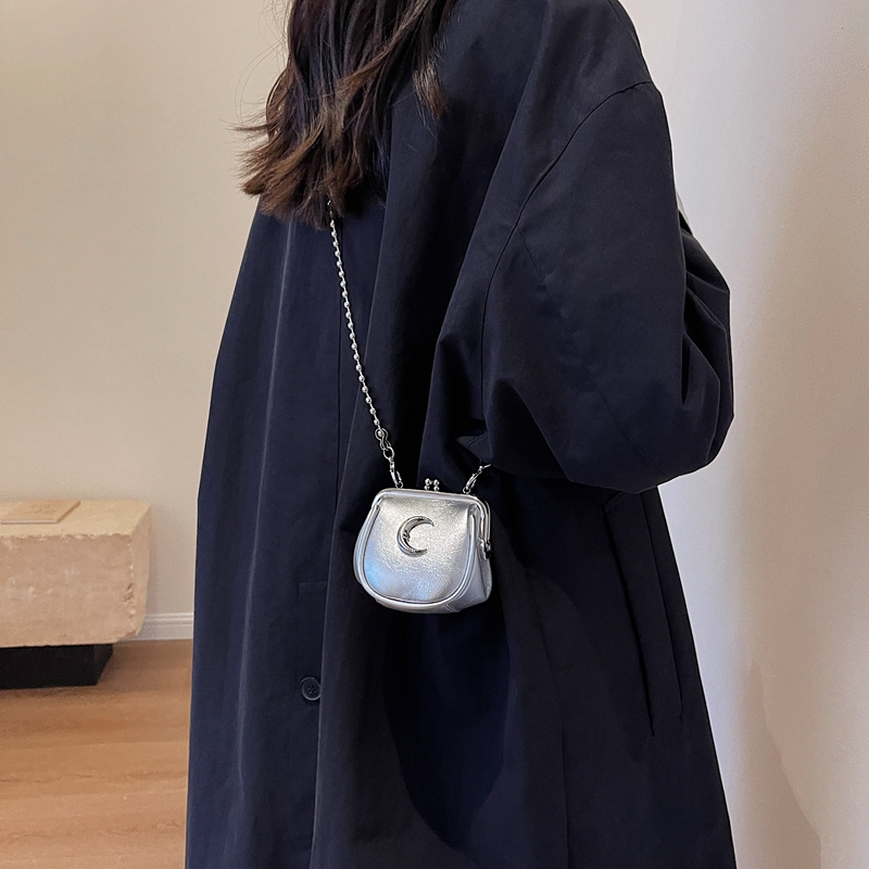 女性用ミニシルバークロスオーバーバッグ,女性用高級レザーハン - Luxury Bags Cute のレビューと価格