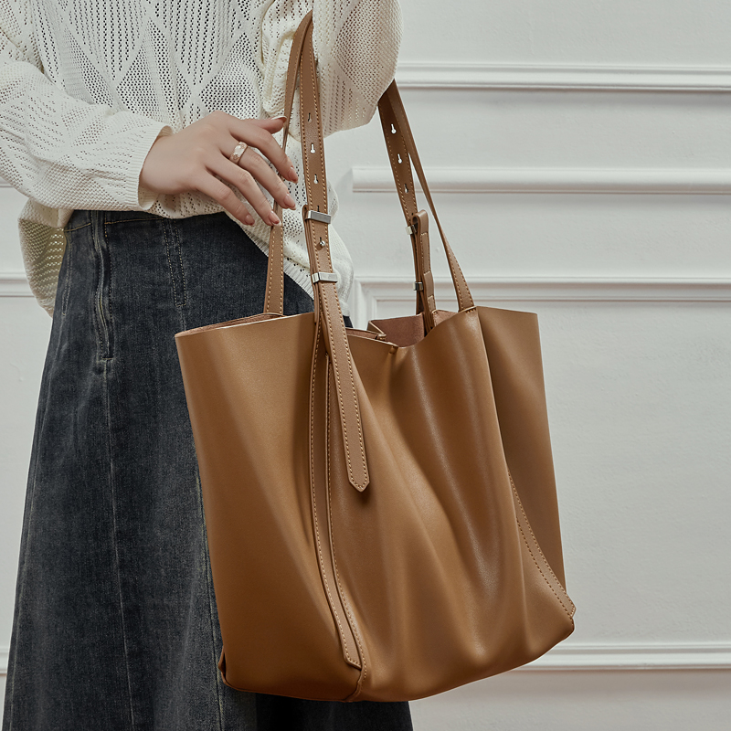 Burminsa ヴィンテージ牛本革大型トートショルダーバッ - Luxury Bags Korea のレビューと価格